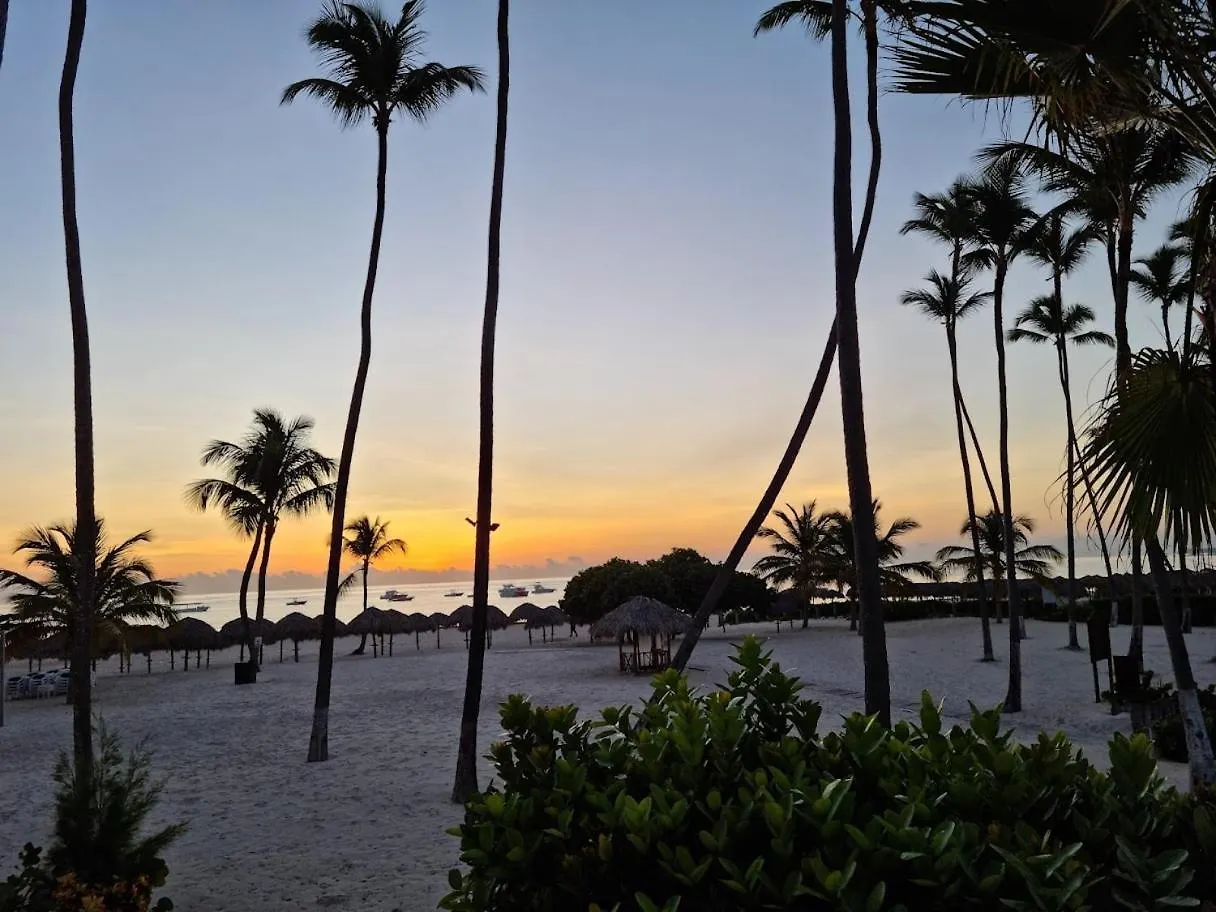 Stanza Mare B-201, Beach Front Bavaro,,Best View, Fully Equipped, Private Beach, 3-R 3-B, Bavaro, 푼타 카나 아파트
